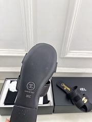 Kitlife Chanel Double C Hollow-Out Roman Flat Sandals Black  - 3