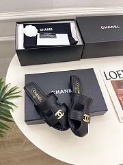 Kitlife Chanel Double C Hollow-Out Roman Flat Sandals Black  - 5