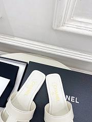 Kitlife Chanel Double C Hollow-Out Roman Flat Sandals White - 5