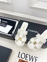 Kitlife Chanel Double C Hollow-Out Roman Flat Sandals White - 2