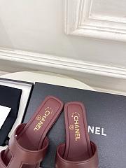 Kitlife Chanel Double C Hollow-Out Roman Flat Sandals Burgundy - 4
