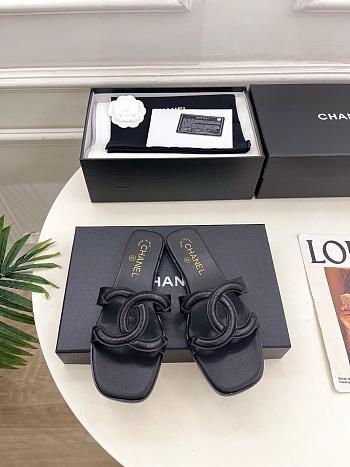 Kitlife Chanel CC Cut Out Mules Sandals Black Quilted Lambskin 