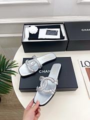 Kitlife Chanel CC Cut Out Mules Sandals Silver Quilted Lambskin  - 2