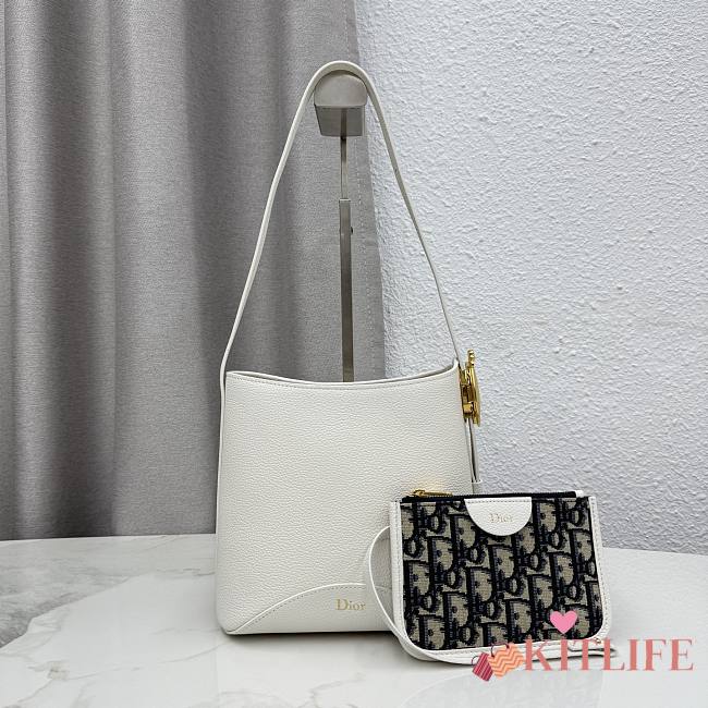 Kitlife Dior Small Dior Médaillon Bucket Bag White Calfskin M1531 19.5x18.5x11.5cm - 1