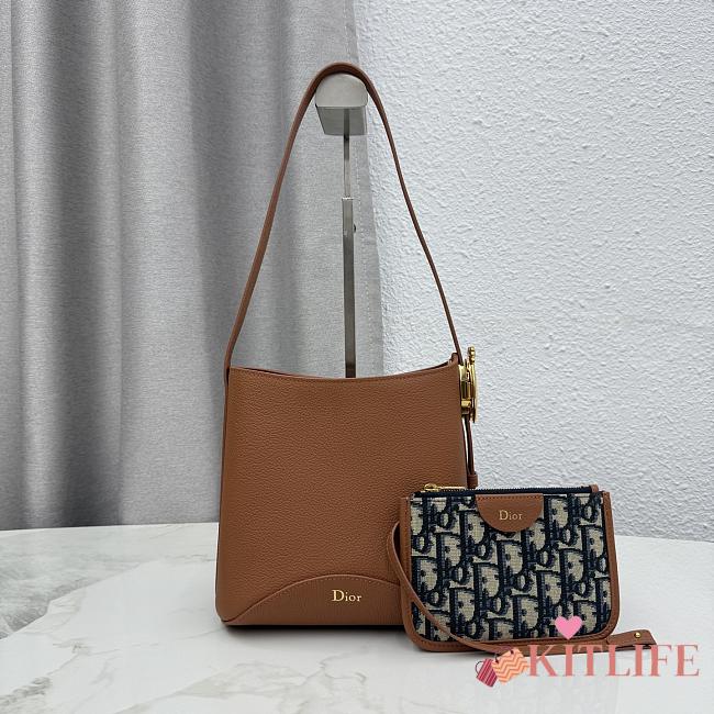 Kitlife Dior Small Dior Médaillon Bucket Bag Brown Calfskin M1531 19.5x18.5x11.5cm  - 1