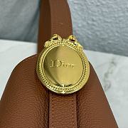 Kitlife Dior Small Dior Médaillon Bucket Bag Brown Calfskin M1531 19.5x18.5x11.5cm  - 3