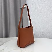 Kitlife Dior Small Dior Médaillon Bucket Bag Brown Calfskin M1531 19.5x18.5x11.5cm  - 2