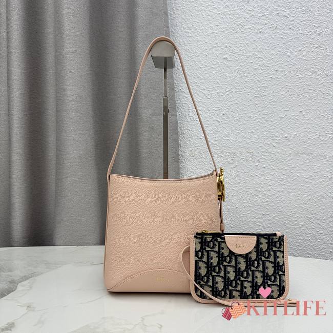 Kitlife Dior Small Dior Médaillon Bucket Bag Blush Pink Calfskin M1531 19.5x18.5x11.5cm  - 1