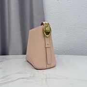 Kitlife Dior Small Dior Médaillon Bucket Bag Blush Pink Calfskin M1531 19.5x18.5x11.5cm  - 6