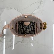 Kitlife Dior Small Dior Médaillon Bucket Bag Blush Pink Calfskin M1531 19.5x18.5x11.5cm  - 5