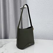 Kitlife Dior Small Dior Médaillon Bucket Bag Green Khaki Calfskin M1531 19.5x18.5x11.5cm  - 6