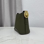 Kitlife Dior Small Dior Médaillon Bucket Bag Green Khaki Calfskin M1531 19.5x18.5x11.5cm  - 2