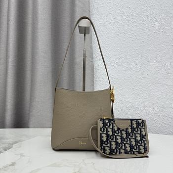 Kitlife Dior Small Dior Médaillon Bucket Bag Grey Calfskin M1531 19.5x18.5x11.5cm 