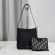 Kitlife Dior Small Dior Médaillon Bucket Bag Black Calfskin M1531 19.5x18.5x11.5cm  - 1