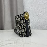 Kitlife Dior Small Dior Médaillon Bucket Bag Blue Dior Oblique Jacquard M1531 19.5x18.5x11.5cm  - 4