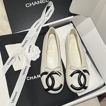 Kitlife Chanel Vintage Kangpeng Ballet Shoes White & Black