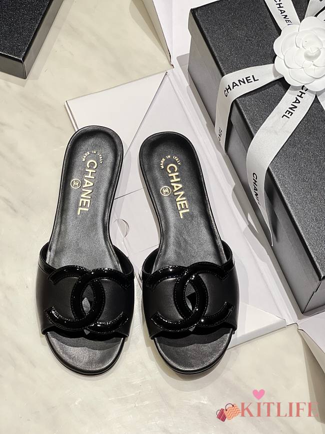 Kitlife Chanel Vintage Cambon Flat Sandals Black - 1