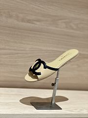 Kitlife Chanel Vintage Cambon Flat Sandals Beige & Black  - 5