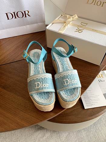 Kitlife Dior Dentelle Wedge Sandal Blue Dior Oblique Embroidered Cotton and White Lace 