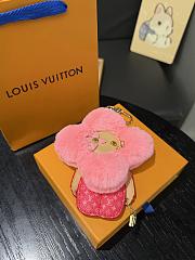 Kitlife Louis Vuitton Vivienne Pink Bag Charm  - 1