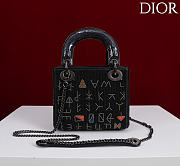 Kitlife Dior Three-Compartment Embroidered Art Limited Edition Black Beaded Bag 17x15x7cm  - 1