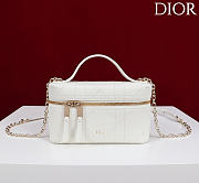 Kitlife Dior Trianon Soft Vanity Mini Chain Handbag Cream 19x16.5x5.5cm  - 1
