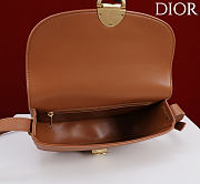 Kitlife Dior Small Médaillon Flap Bag Brown M3921 21x12x5.5cm - 6