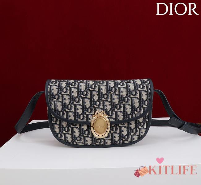 Kitlife Dior Small Médaillon Flap Bag Blue Oblique M3921 21x12x5.5cm  - 1