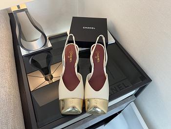 Kitlife Chanel Slingbacks White Lambskin & Gold Patent Calfskin 90mm