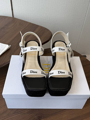 Kitlife Dior J'Adior Wedge Slide with Straps White Embroidered Cotton and Black Raffia