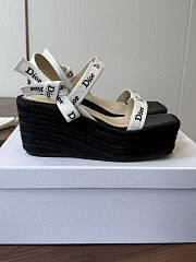 Kitlife Dior J'Adior Wedge Slide with Straps White Embroidered Cotton and Black Raffia - 3