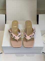 Kitlife Dior J'Adior Heeled Thong Sandal Pink Embroidered Cotton and Trench Lambskin - 1