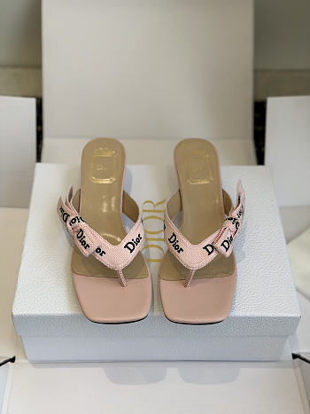 Kitlife Dior J'Adior Heeled Thong Sandal Pink Embroidered Cotton and Trench Lambskin