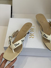 Kitlife Dior J'Adior Heeled Thong Sandal Beige Embroidered Cotton and Black Lambskin - 3
