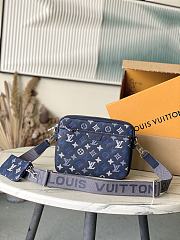 Kitlife Louis Vuitton Trio Messenger Bag Blue Navy M28618 25x18.5x7cm - 1