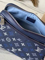 Kitlife Louis Vuitton Trio Messenger Bag Blue Navy M28618 25x18.5x7cm - 6