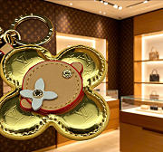Kitlife Louis Vuitton x TM Vivienne Bag Charm Gold - 5