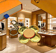 Kitlife Louis Vuitton x TM Vivienne Bag Charm Gold - 2