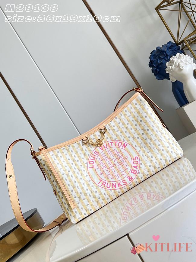 Kitlife Louis Vuitton CarryAll East West Light Yellow M29139 36x19x10cm - 1