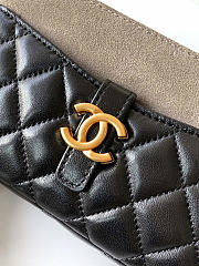 Kitlife Chanel Suede Shiny Lambskin Quilted Phone Holder With Chain Black & Grey 10x17.5x3cm  - 2