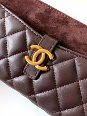 Kitlife Chanel Suede Shiny Lambskin Quilted Phone Holder With Chain Dark Brown 10x17.5x3cm  - 6