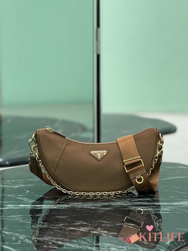 Kitlife Prada Re-Nylon Saffiano Demi-lune Shoulder Bag Brown 1BH222 30x13.5x6cm - 1