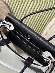 Kitlife Chanel Grained Calfskin Boucle Urban Essentials Small Shopping Bag Ecru Black AS6288 31x15x12cm - 2