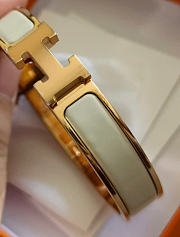 Kitlife Hermes Hermes Bracelet White in Gold - 5