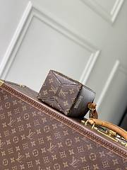 Kitlife Louis Vuitton Milk Bag M29326 12x22x10cm - 6