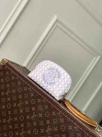 Kitlife Louis Vuitton Pochette Cosmétique PM Bag Blue M28679 19x12x6cm