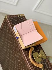 Kitlife Louis Vuitton Passport Cover Blue M29034 10x14x2.5cm - 4