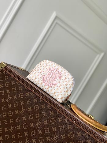 Kitlife Louis Vuitton Pochette Cosmétique PM Bag Yellow M28679 19x12x6cm