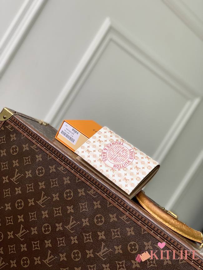 Kitlife Louis Vuitton Passport Cover Yellow M29034 10x14x2.5cm  - 1
