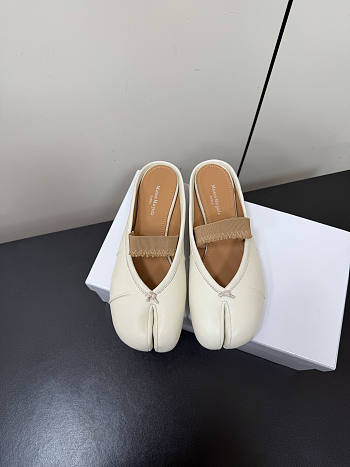 Kitlife Maison Margiela Tabi Leather Ballerina Mules White